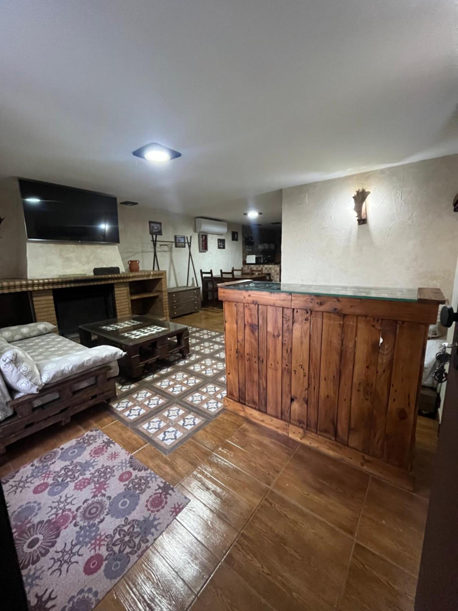 Estudio Las Palmillas La Puebla del Rio Luaran gambar