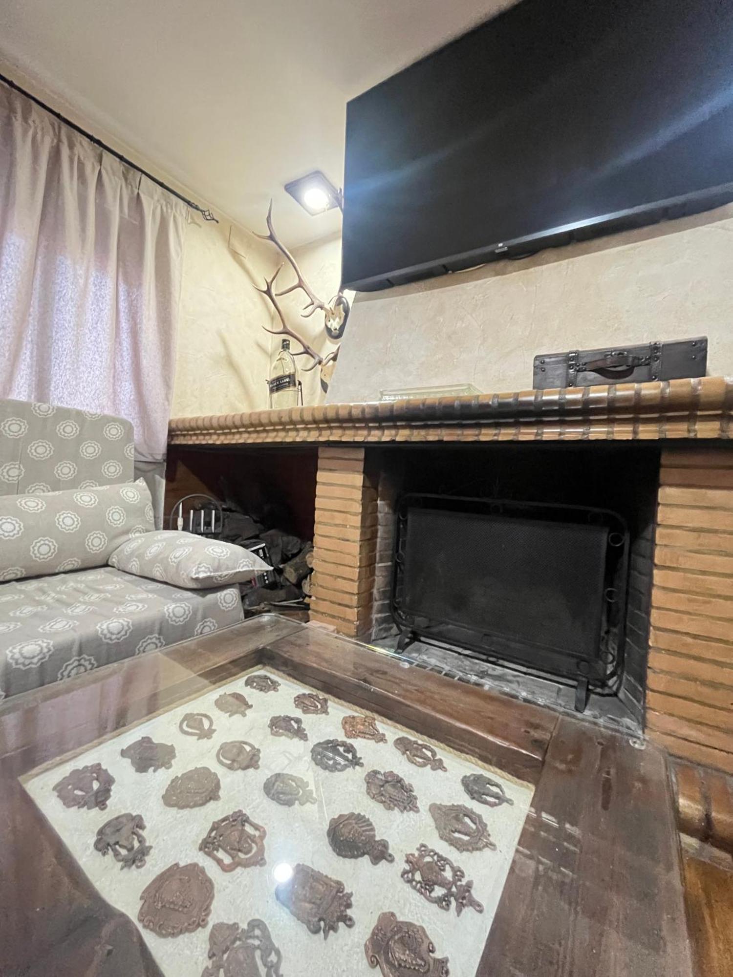 Estudio Las Palmillas La Puebla del Rio Luaran gambar